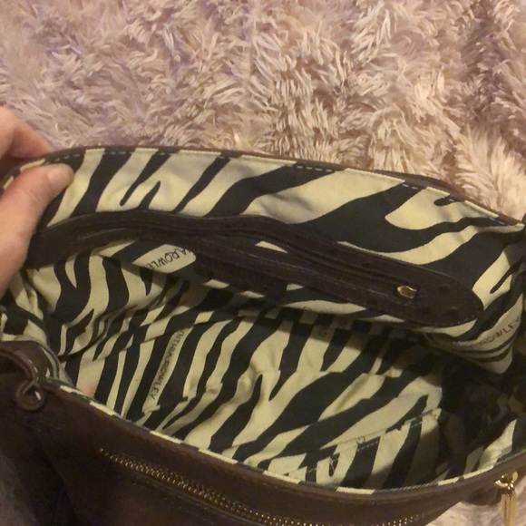 Cynthia Rowley Brown Leather & Faux Fur Bag With Zebra Print Interior - Picture 7 of 10